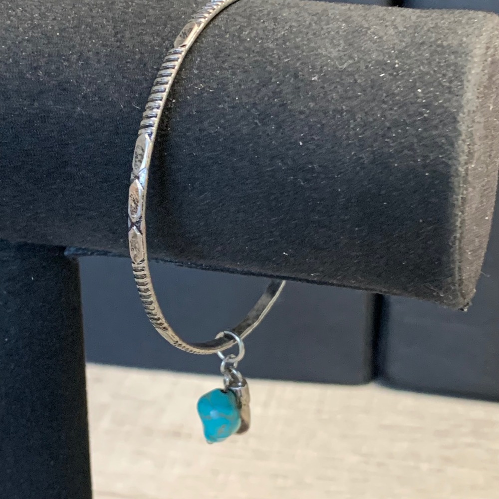 Silver Tone Bangle Bracelet Turquoise Stone Horn Charm Bohemian 8.5in